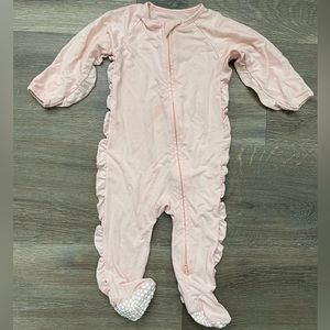 NWOT Sweet Bamboo Pink Footed Sleeper size 3-6 month
